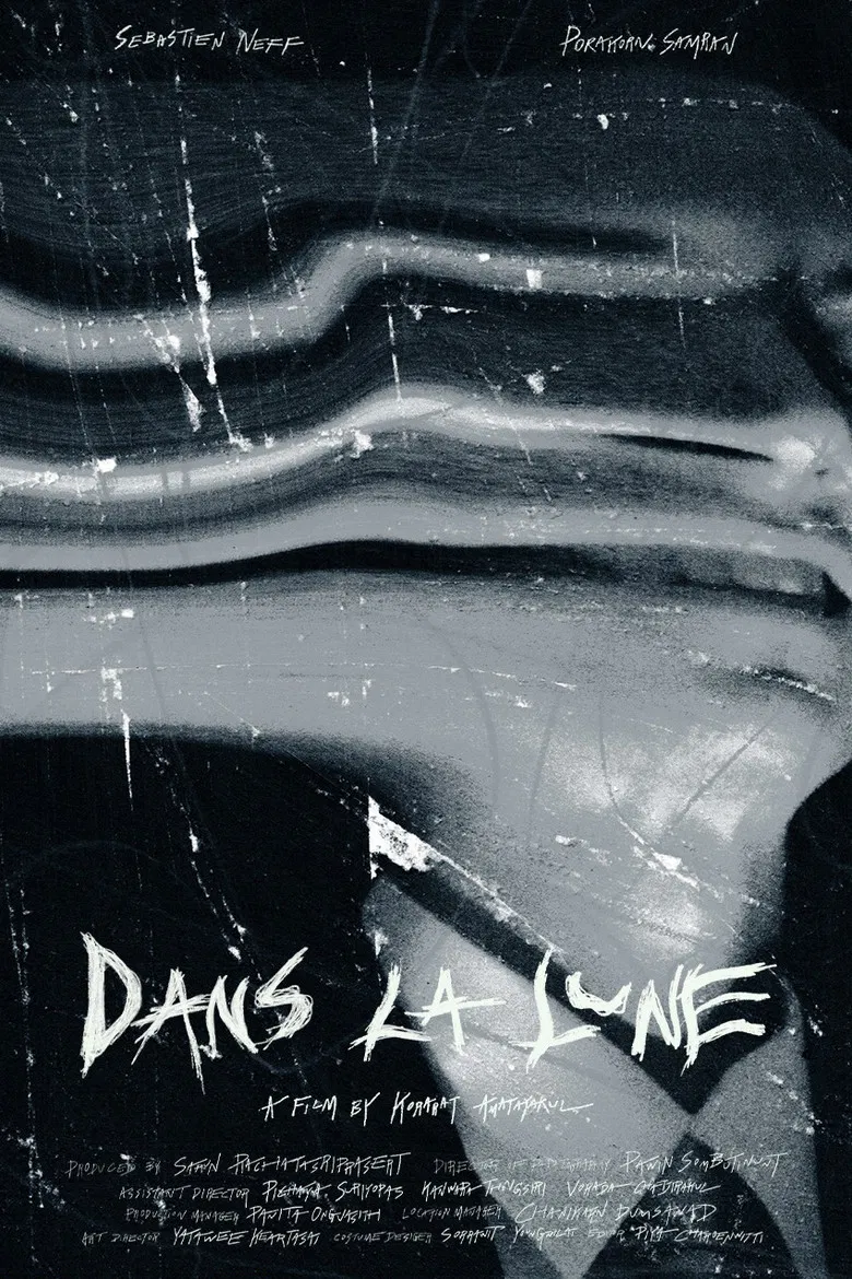 DANS LA LUNE poster background