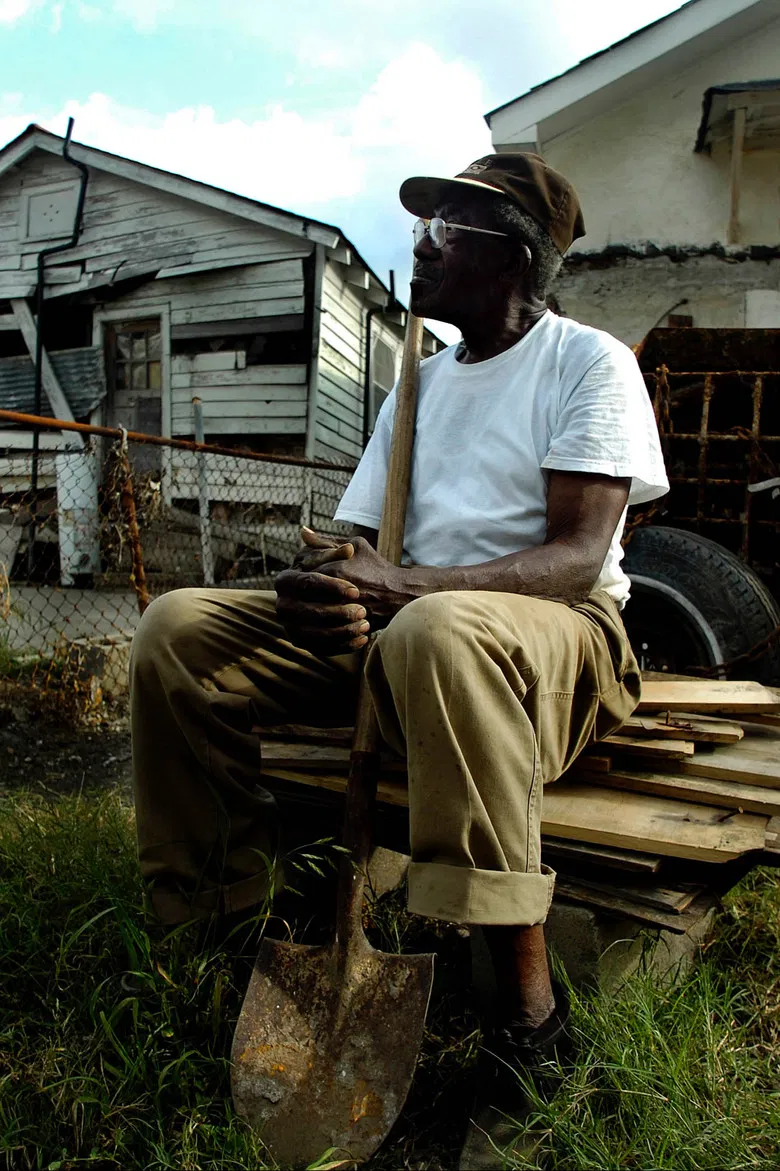 The Old Man and the Storm poster background